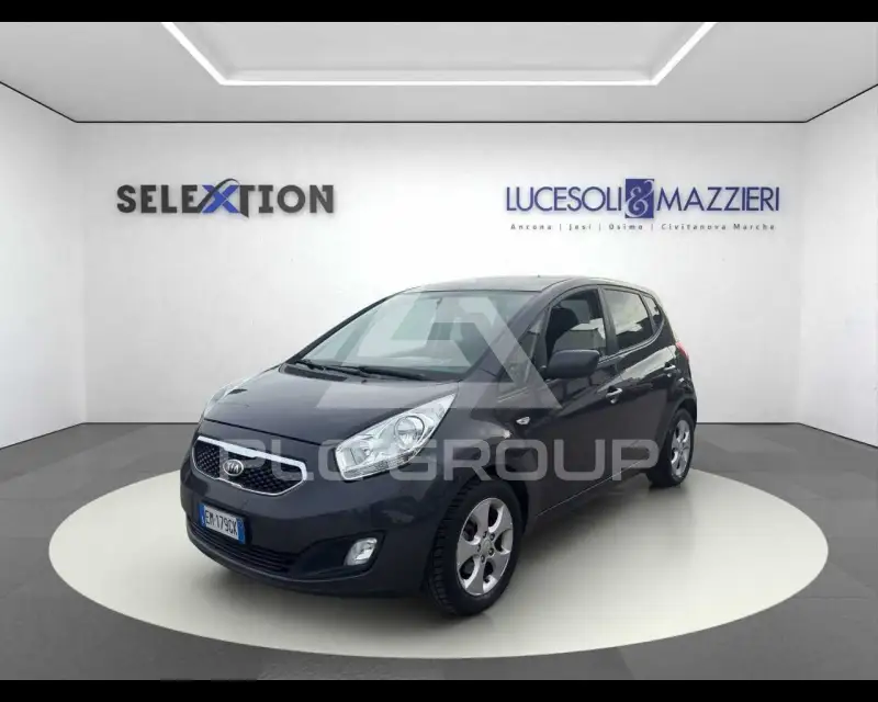 2012 KIA Venga