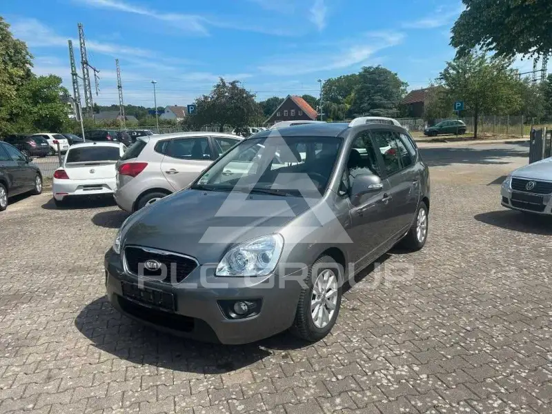 2012 KIA Carens