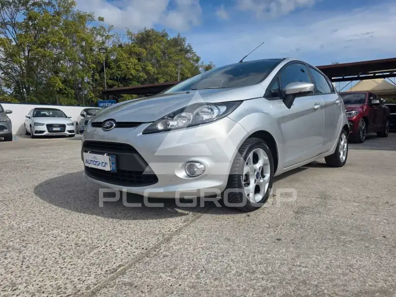 2012 Ford FIESTA