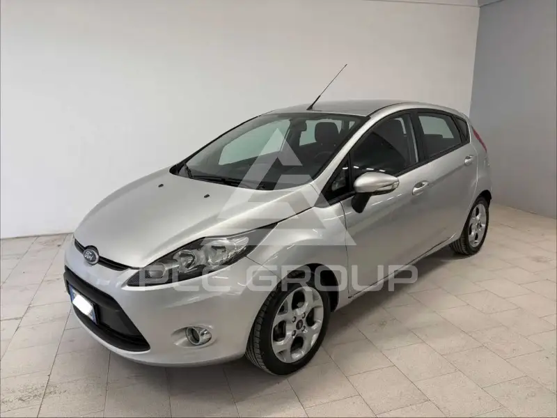 2012 Ford FIESTA