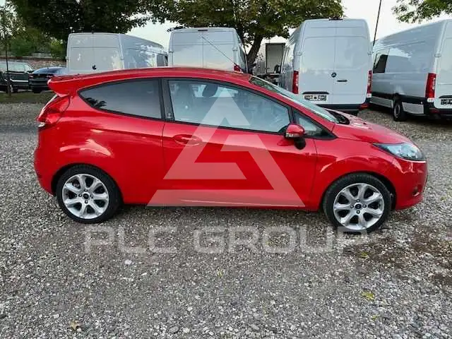 2012 Ford FIESTA