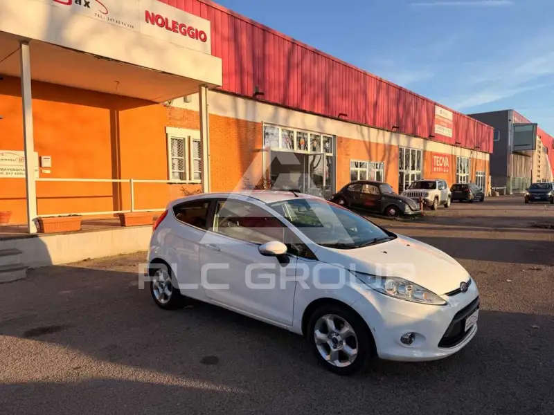 2012 Ford FIESTA