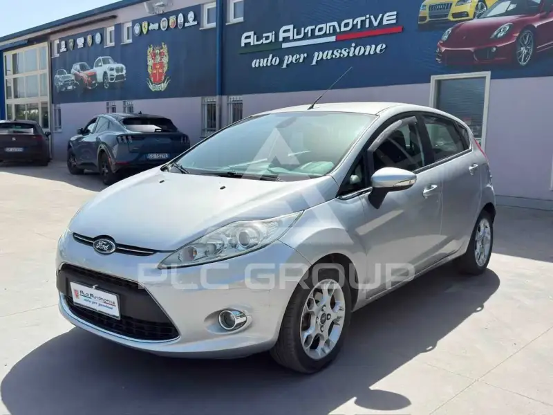 2012 Ford FIESTA