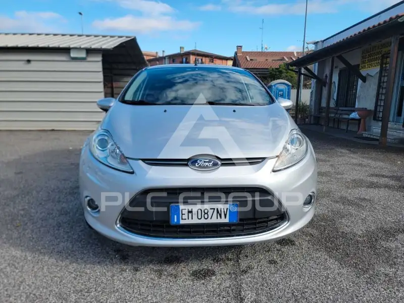 2012 Ford FIESTA