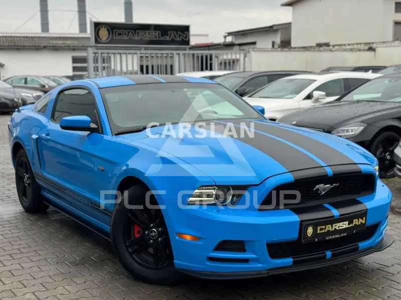 2012 Ford MUSTANG