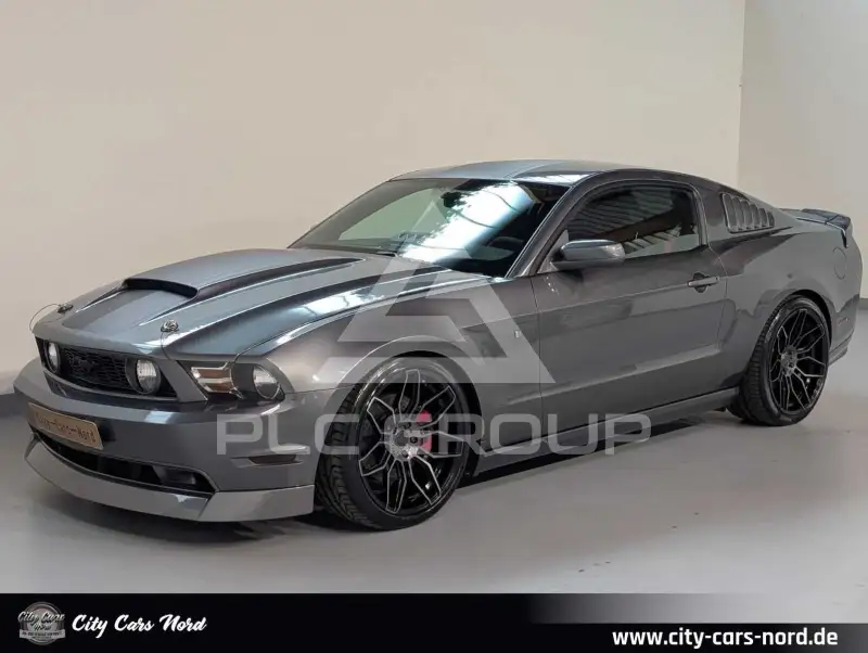 2012 Ford MUSTANG