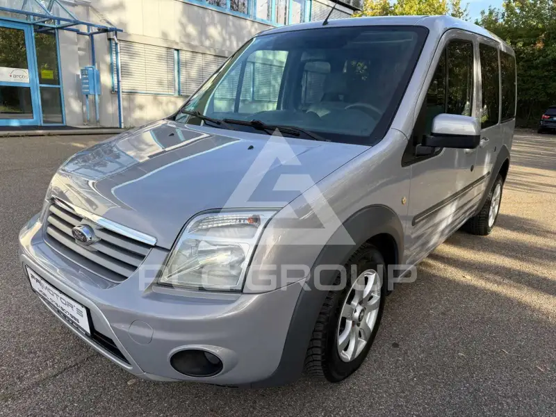2012 Ford Tourneo