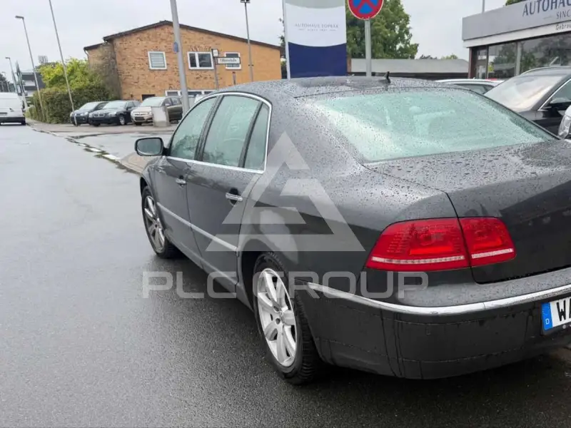 2012 Volkswagen PHAETON