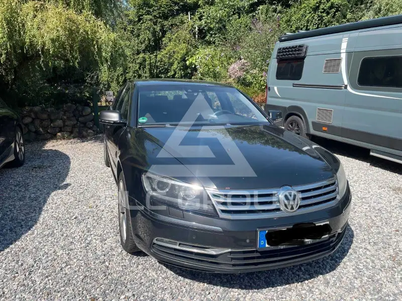 2012 Volkswagen PHAETON