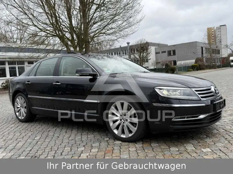 2012 Volkswagen PHAETON