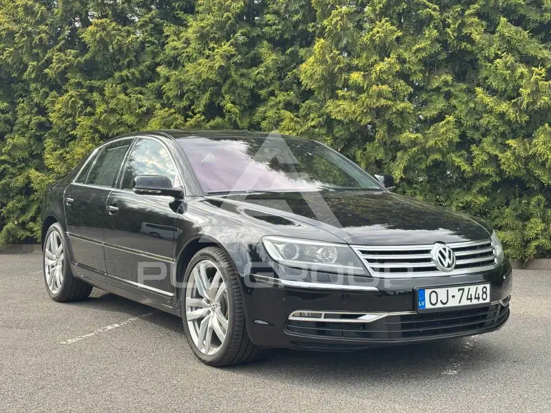 2012 Volkswagen PHAETON