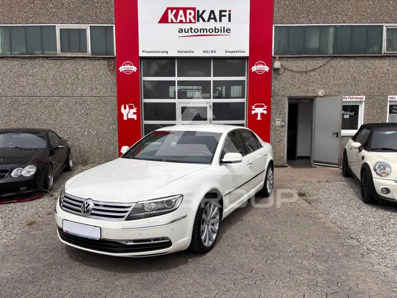 2012 Volkswagen PHAETON