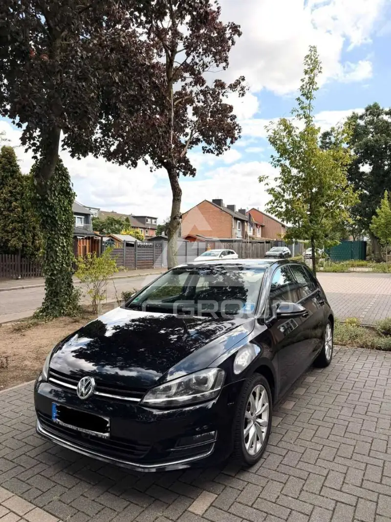 2012 Volkswagen GOLF