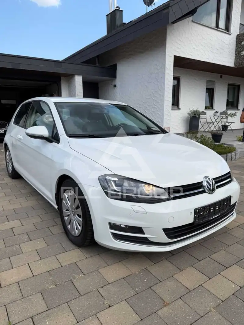 2012 Volkswagen GOLF
