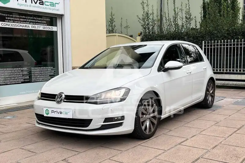 2012 Volkswagen GOLF