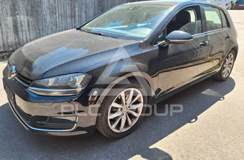 2012 Volkswagen GOLF