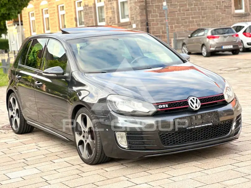 2012 Volkswagen GOLF