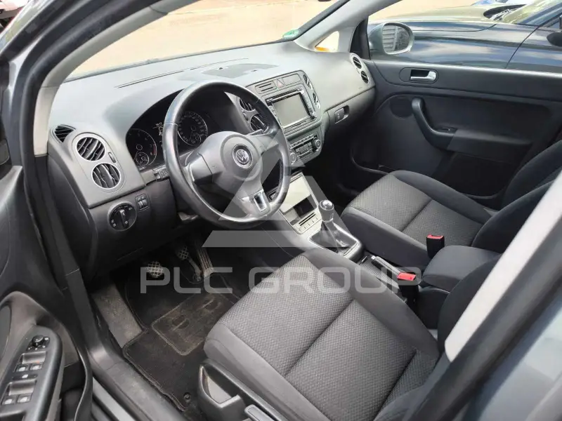2012 Volkswagen GOLF