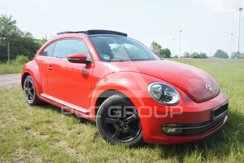 2012 Volkswagen BEETLE