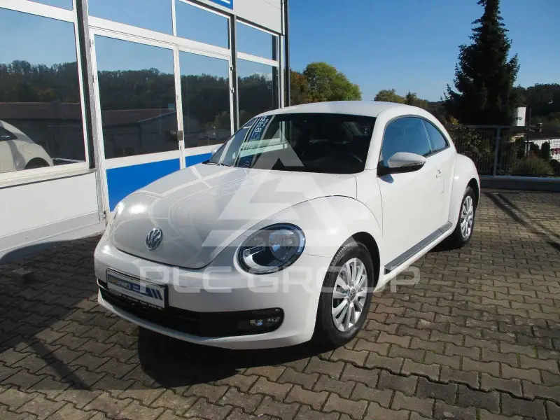 2012 Volkswagen BEETLE