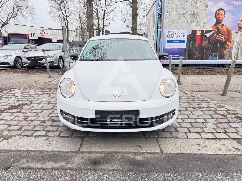 2012 Volkswagen BEETLE