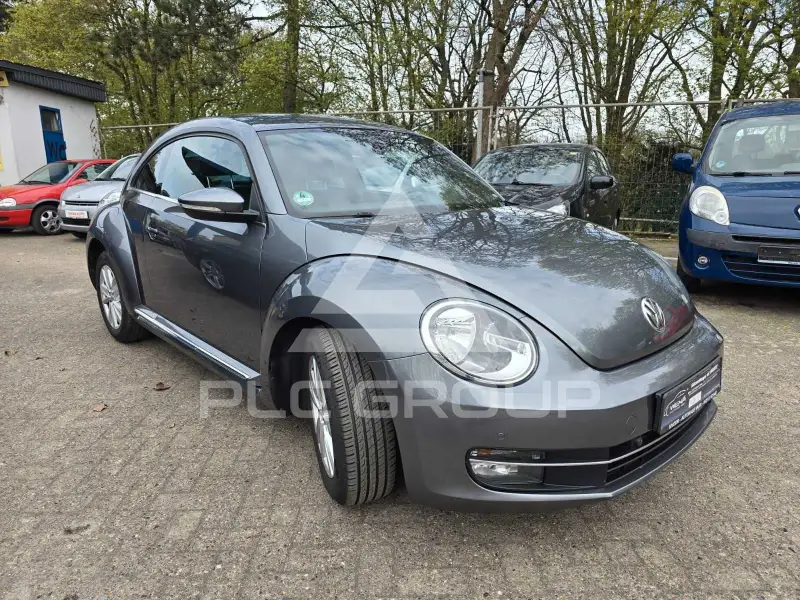 2012 Volkswagen BEETLE