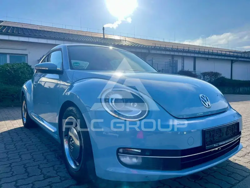 2012 Volkswagen BEETLE