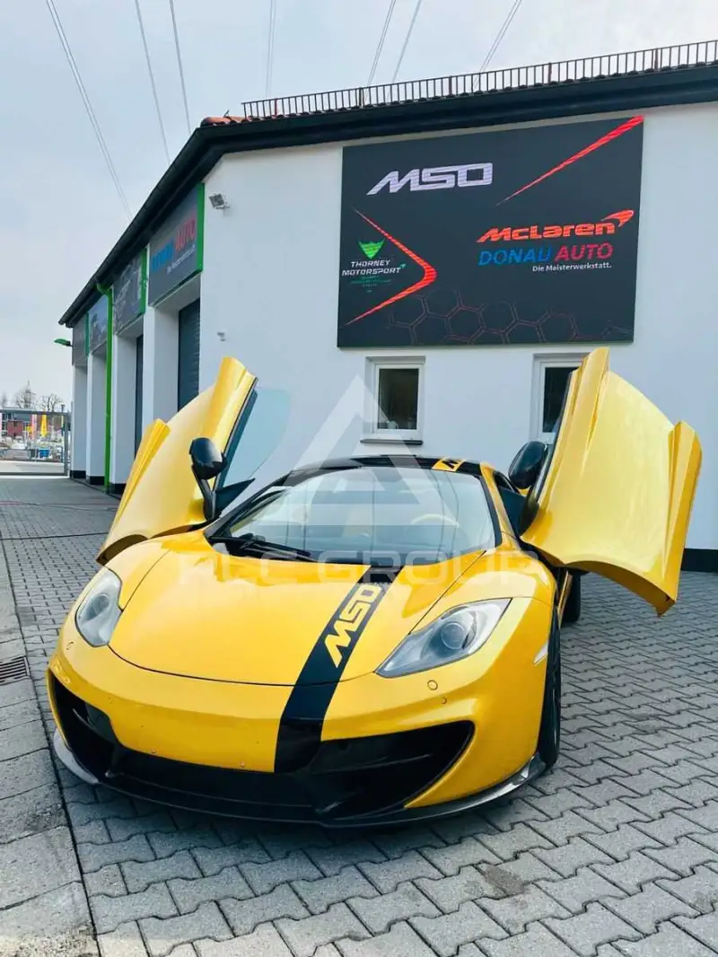 2012 McLaren MP4