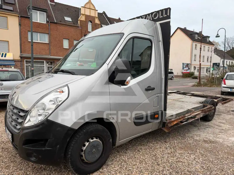 2012 Renault Master