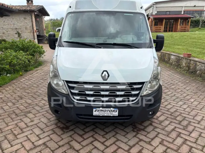 2012 Renault Master