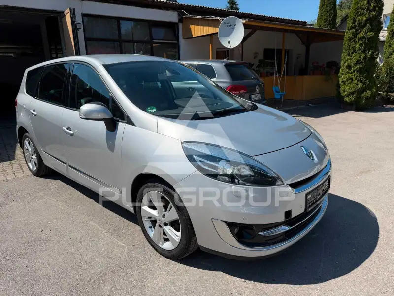 2012 Renault Scenic