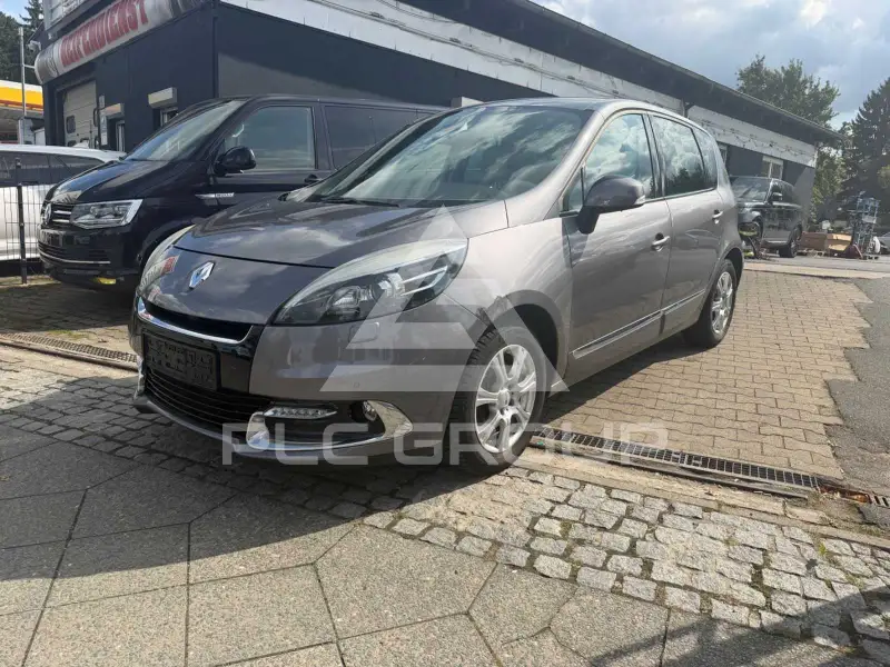 2012 Renault Scenic