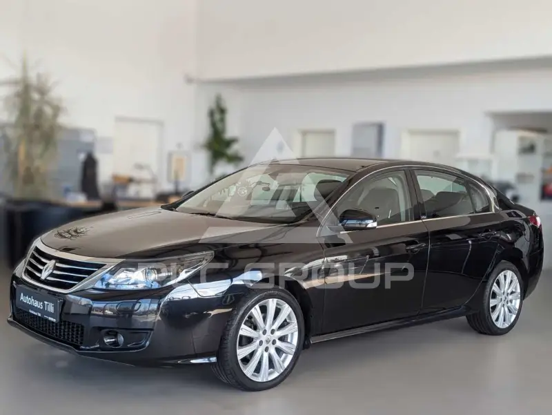 2012 Renault Latitude