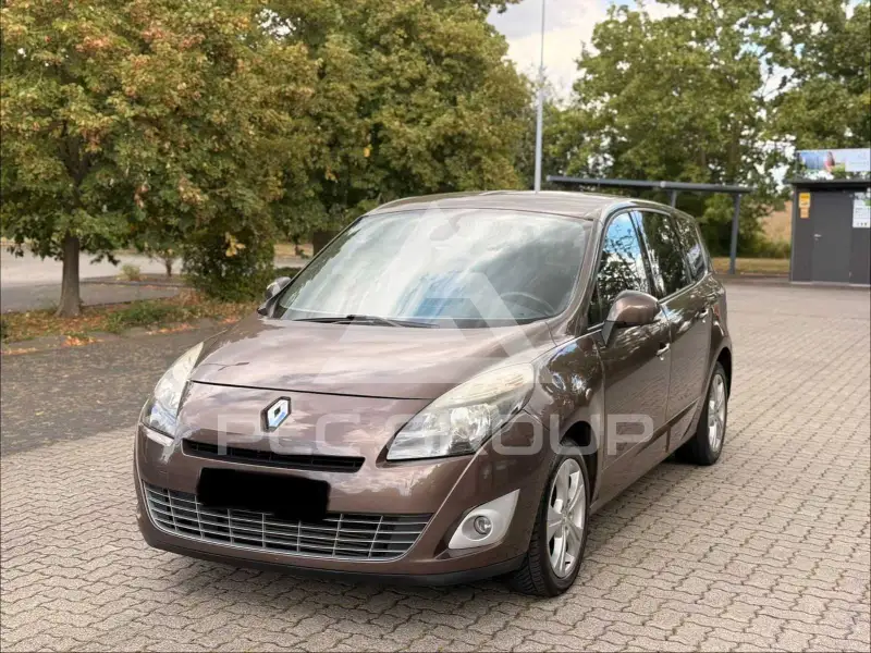2012 Renault Grand Scenic