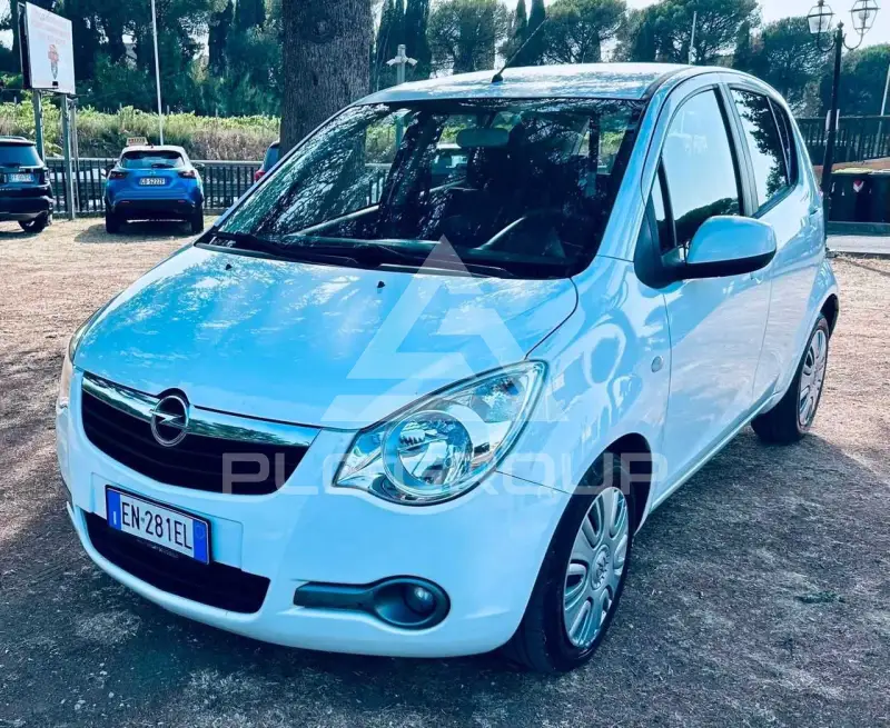 2012 Opel AGILA
