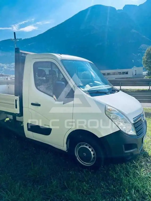 2012 Opel Movano