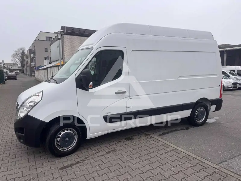 2012 Opel Movano