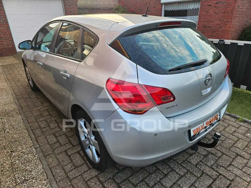 2012 Opel Astra