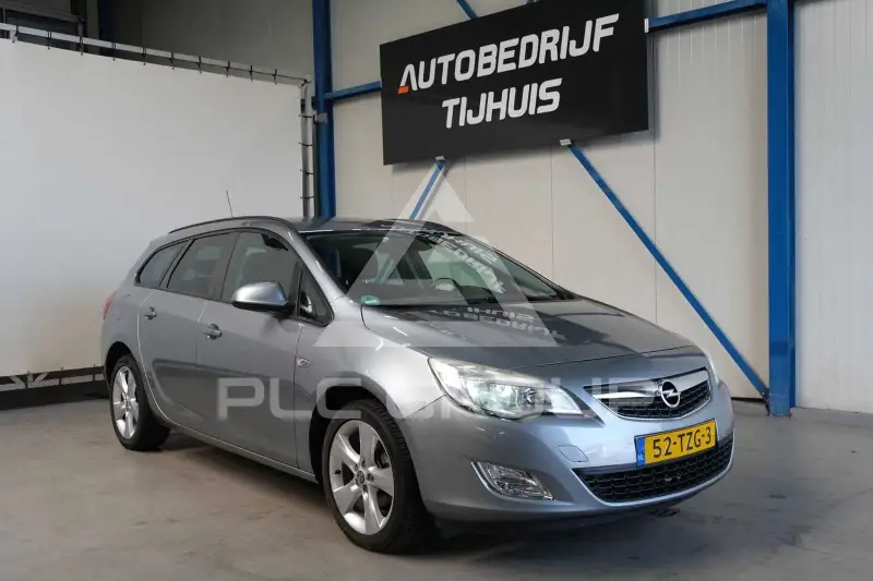2012 Opel Astra