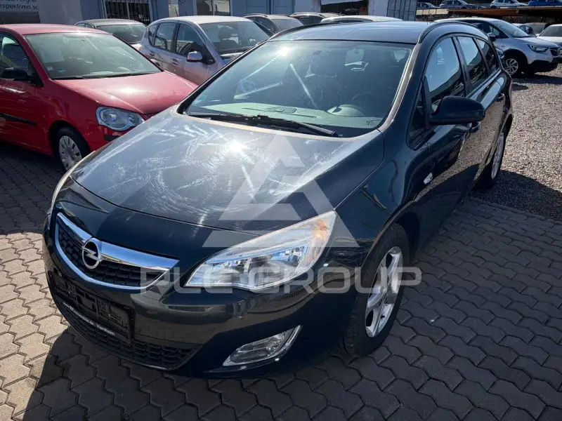 2012 Opel Astra