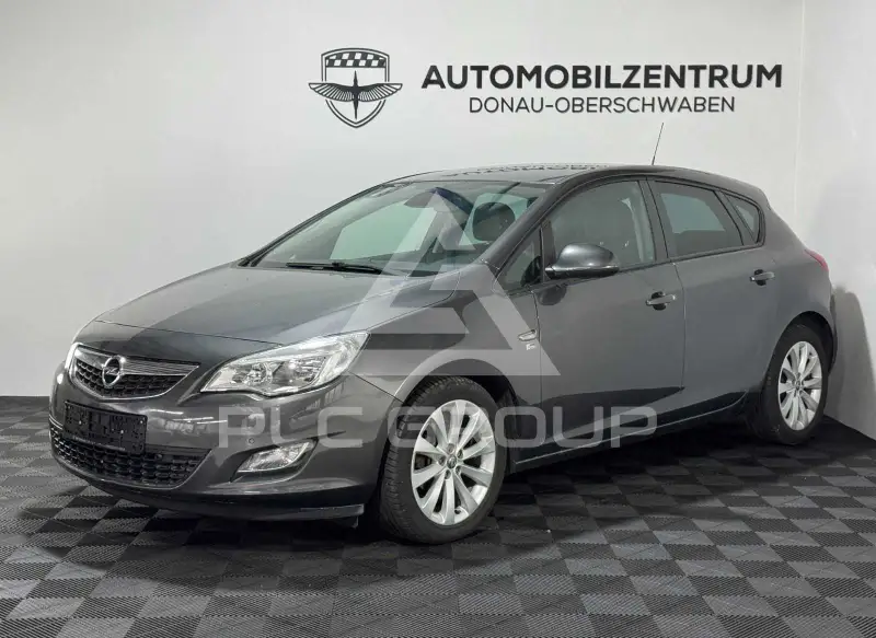 2012 Opel Astra