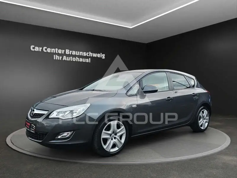 2012 Opel Astra