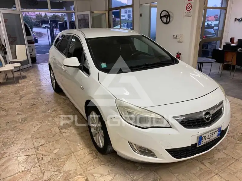 2012 Opel Astra