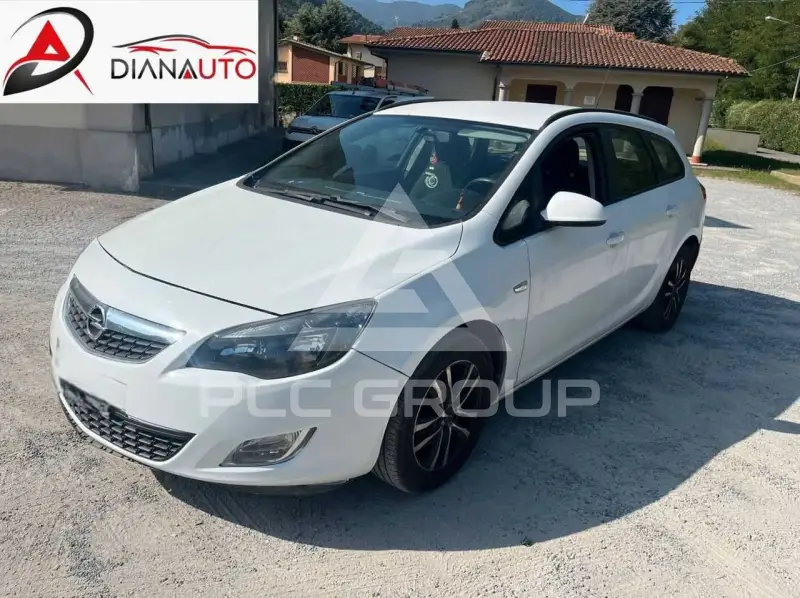 2012 Opel Astra
