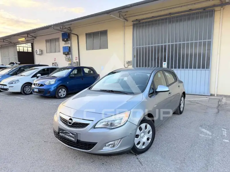 2012 Opel Astra