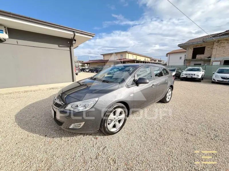 2012 Opel Astra