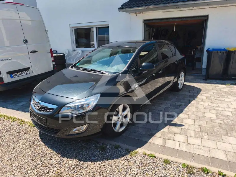 2012 Opel Astra
