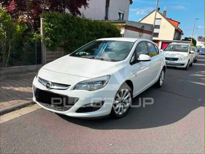 2012 Opel Astra