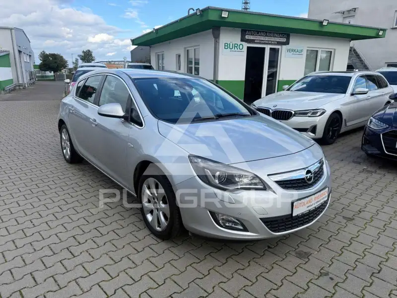 2012 Opel Astra