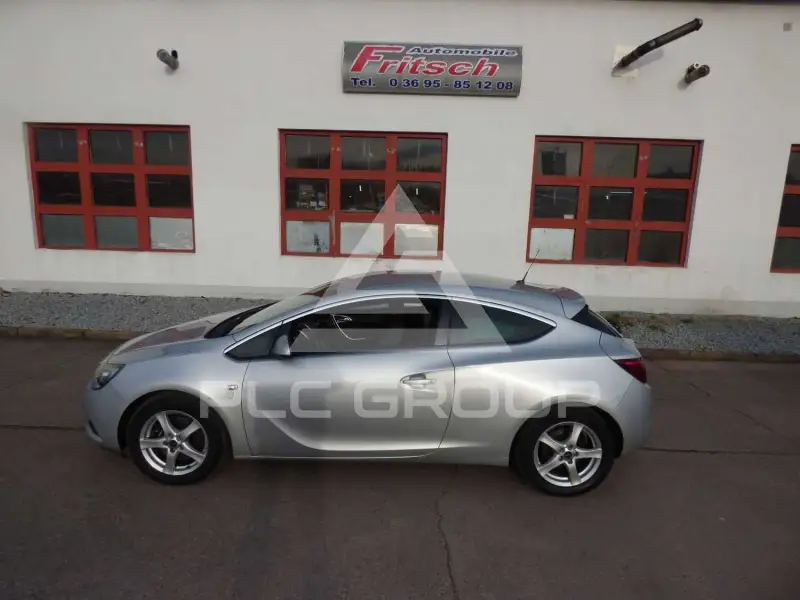 2012 Opel Astra